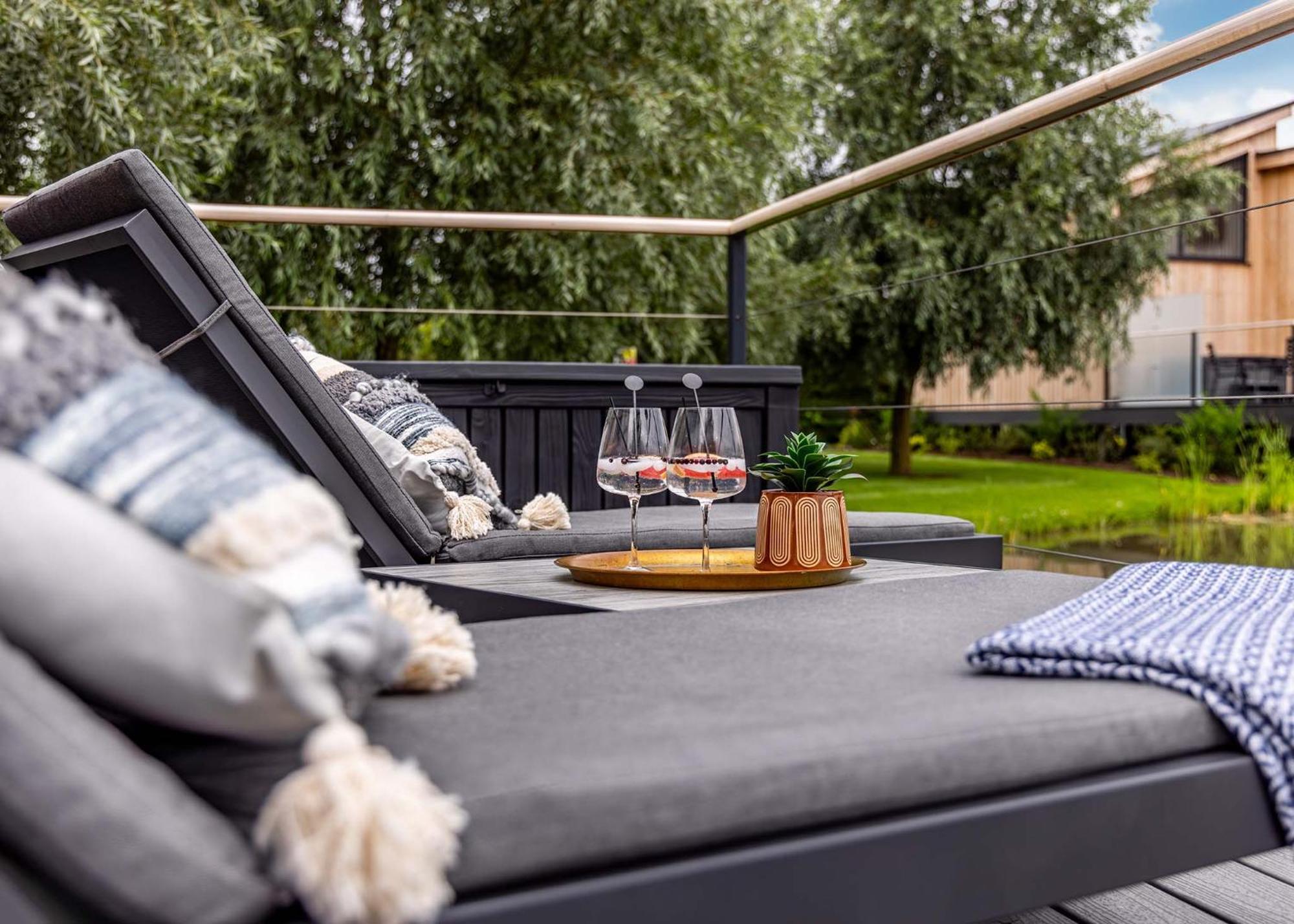 Woad Mill Lakeside Lodges Boston Bagian luar foto
