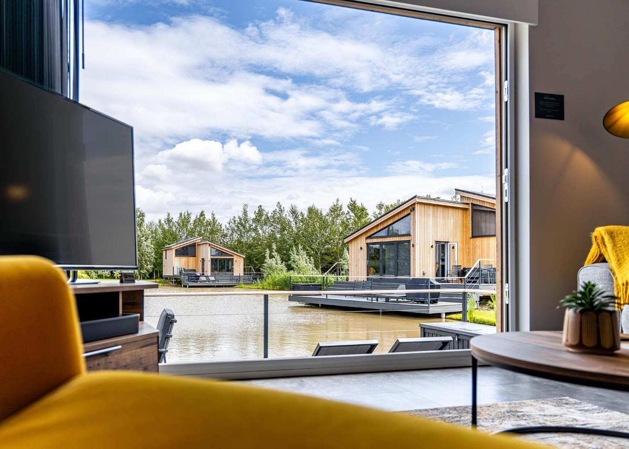 Woad Mill Lakeside Lodges Boston Bagian luar foto